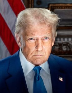 03CUL TRUMP PORTRAIT NOTEBOOK 03 qfmb articleLarge