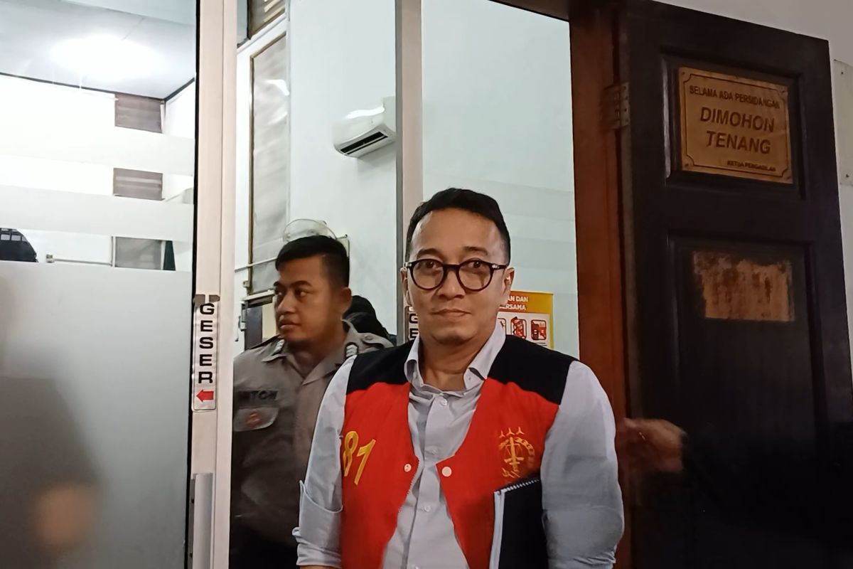 Eks Pegawai Kominfo Akui Gunakan Uang Hasil Situs Judi Online untuk Umrah dan Touring Moge