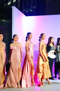 Soerabaia Fashion Trend 2026 (SFT 2026), Menampilkan Busana Dari Desainer Ternama