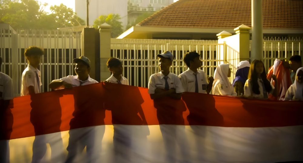 https://beritaadikara.com/bendera-merah-pu…tan-hut-ke-80-ri/