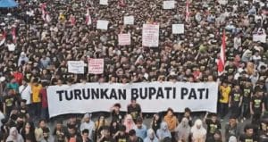 Demo di Pati Tetap DigelarHariBupati Mundur 100 Ribu