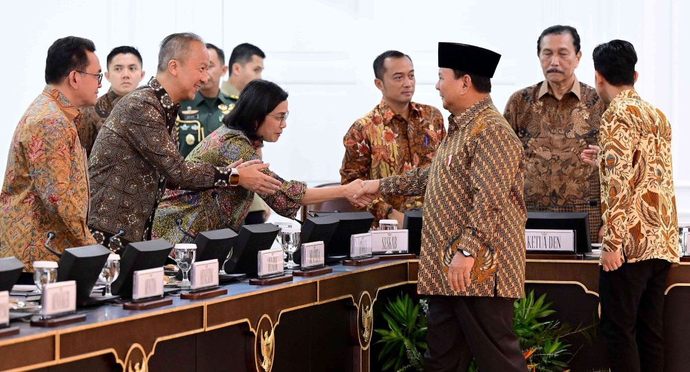 Presiden Prabowo Subianto baru-baru ini memuji para menterinya atas kerja