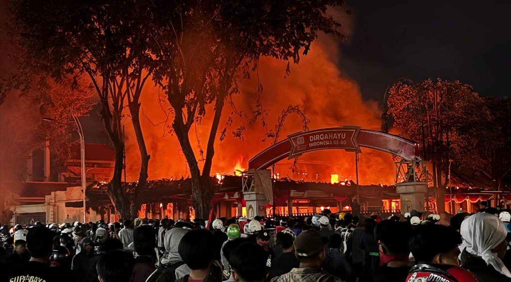 https://beritaadikara.com/sosok-dibalik-pr…erketat-oleh-tni/