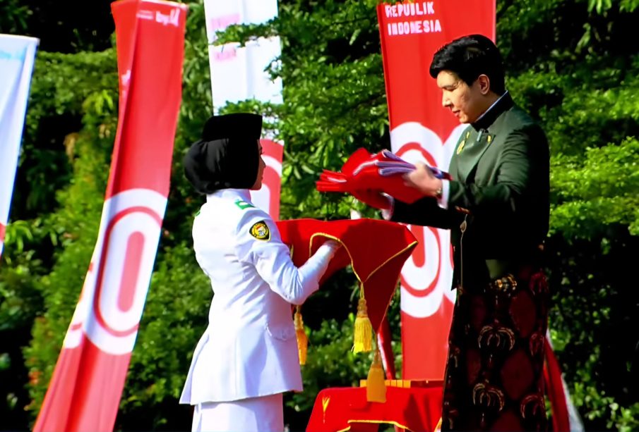 https://beritaadikara.com/windah-basudara-…ngan-kharismanya/