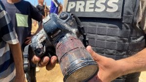 Tragedi di Gaza: Serangan Israel ke Rumah Sakit Tewaskan Lima Jurnalis, Dunia Mengecam