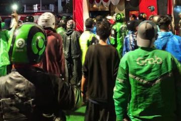 https://beritaadikara.com/solidaritas-tanpa-batas-netizen-asean-ramai-ramai-kirim-makanan-untuk-ojol-indonesia/