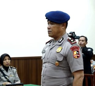 https://beritaadikara.com/kompol-cosmas-k-gae-dipecat-tak-hormat-usai-kasus-affan-kurniawan/