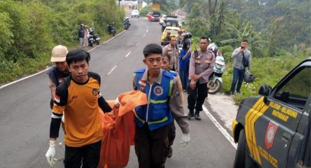 https://beritaadikara.com/tragedi-mutilasi-di-pacet-mojokerto-kekasih-dibunuh-dan-dimutilasi-pelaku-tertangkap/
