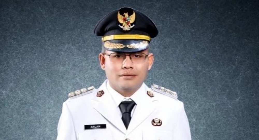 https://beritaadikara.com/wali-kota-prabumulih-klarifikasi-polemik-pemecatan-kepsek-smpn-1/