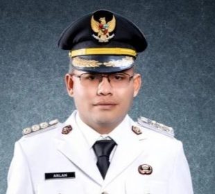 https://beritaadikara.com/wali-kota-prabumulih-klarifikasi-polemik-pemecatan-kepsek-smpn-1/