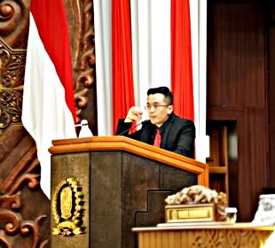 https://beritaadikara.com/meski-mbg-biaya-…im-tidak-berdiam/