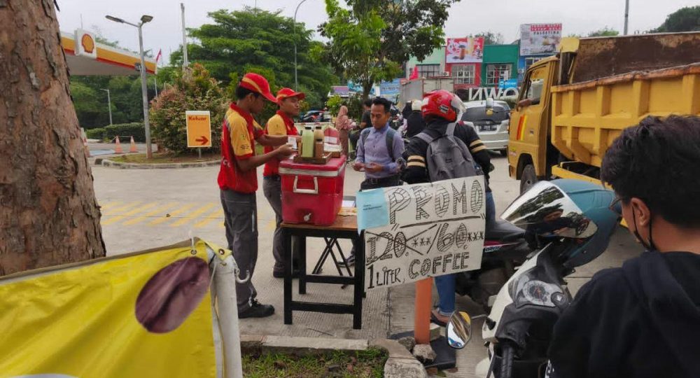 https://beritaadikara.com/pegawai-spbu-shell-disebut-jualan-makanan-imbas-kelangkaan-bbm-manajemen-angkat-suara/