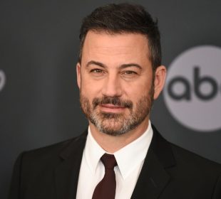 https://beritaadikara.com/kontroversi-jimmy-kimmel-antara-satir-politik-tekanan-publik-dan-batas-kebebasan-berpendapat/