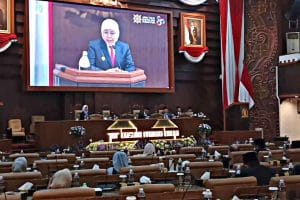 PT Jamkrida Resmi Jadi Perseroda, Gubernur Khofifah: Langkah Strategis Perkuat UMKM Jatim