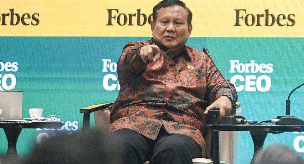 https://beritaadikara.com/prabowo-izinkan-wna-menjadi-direktur-bumn-kpk-dan-pemerintah-berikan-syarat/