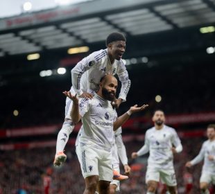 https://beritaadikara.com/arsenal-kokoh-di-puncak-manchester-united-kejutkan-liverpool-rekap-lengkap-liga-inggris-pekan-ini/