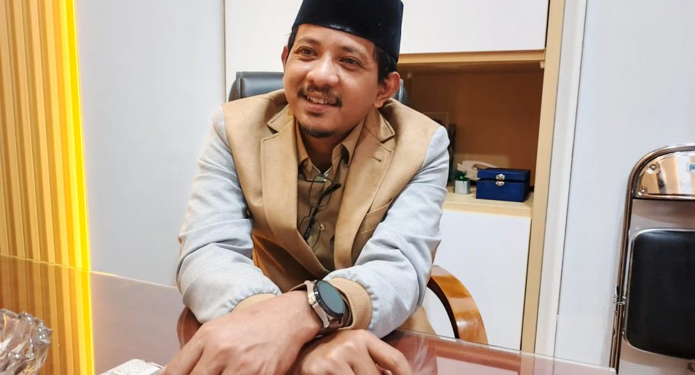 https://beritaadikara.com/ketua-fraksi-nas…7-di-hari-santri/