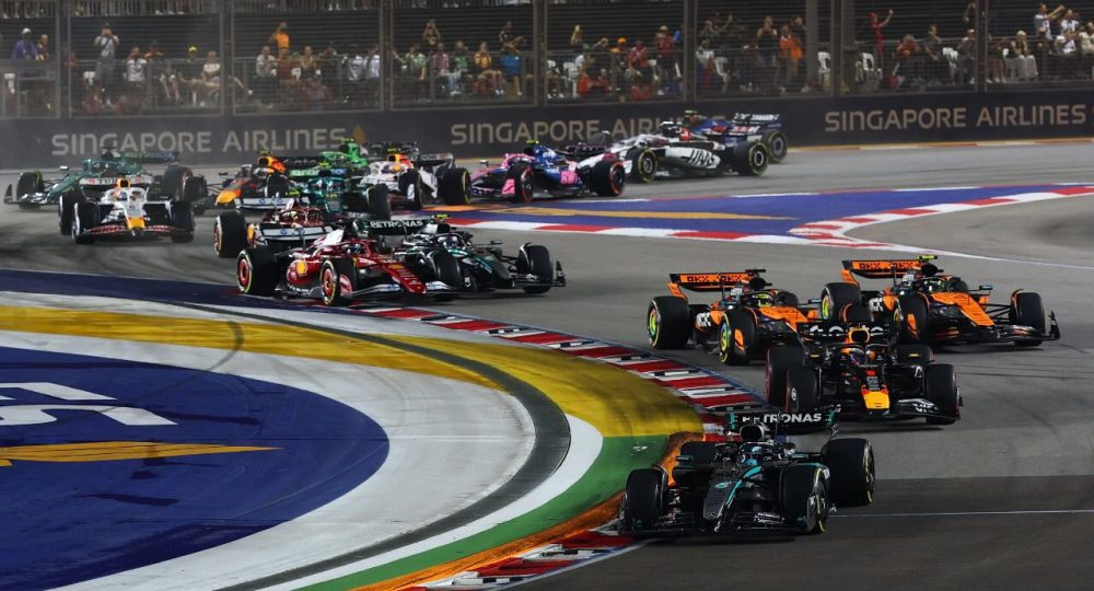 https://beritaadikara.com/george-russell-menangi-gp-singapura-2025-mclaren-kunci-gelar-konstruktor-di-marina-bay/