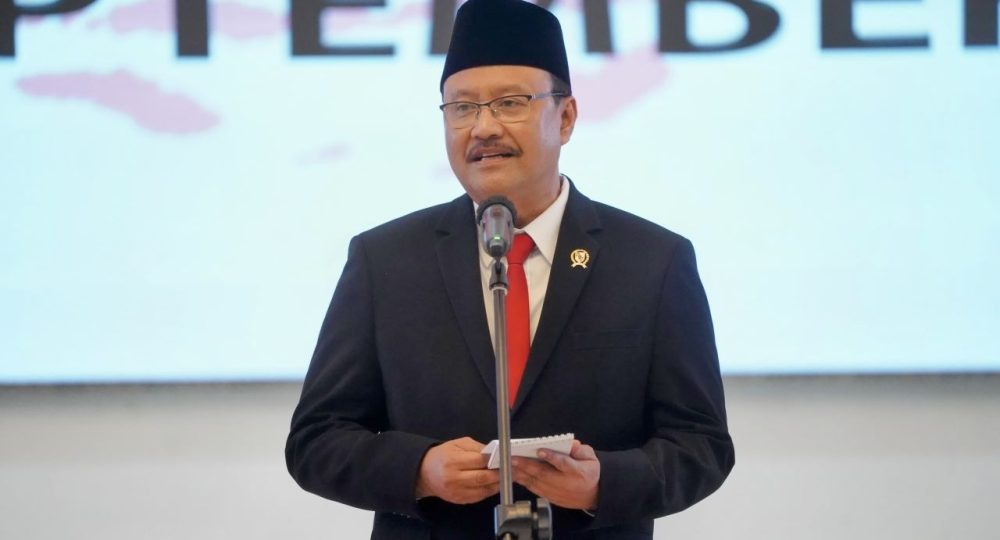 https://beritaadikara.com/kemensos-usulkan-40-nama-tokoh-untuk-gelar-pahlawan-nasional/