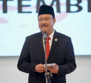 https://beritaadikara.com/kemensos-usulkan-40-nama-tokoh-untuk-gelar-pahlawan-nasional/