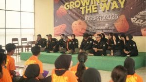 FIKOM Unitomo Perkuat Sinergi dan Karakter Mahasiswa Baru Melalui JOSSPRO 2025