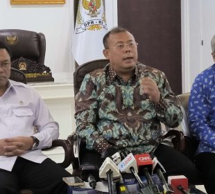https://beritaadikara.com/wakil-ketua-dpr-klarifikasi-pernyataannya-soal-ahli-gizi-dalam-program-mbg/
