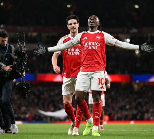 https://beritaadikara.com/arsenal-kokoh-di-puncak-pekan-penuh-kejutan-di-liga-inggris-2025-2026/