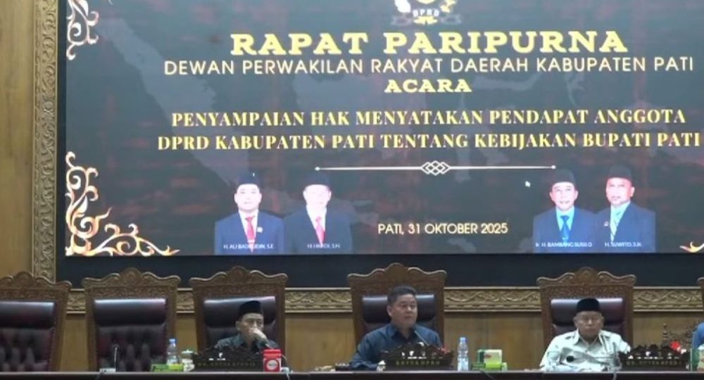 https://beritaadikara.com/dprd-pati-batalkan-pemakzulan-bupati-sudewo-dapat-kesempatan-untuk-berbenah/