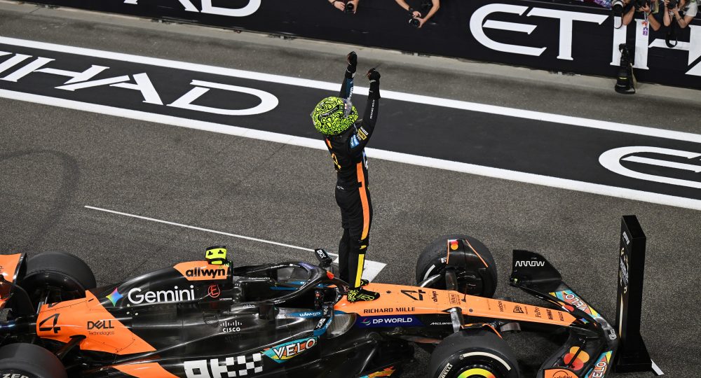 https://beritaadikara.com/lando-norris-kunci-gelar-juara-dunia-f1-2025-dalam-final-dramatis-di-abu-dhabi/