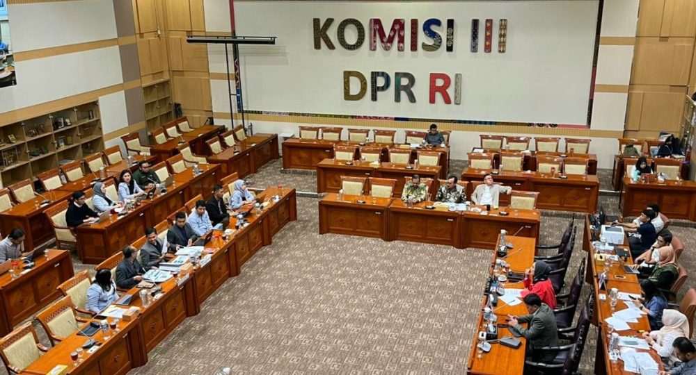 https://beritaadikara.com/komisi-iii-dpr-ri-mulai-bahas-ruu-perampasan-aset-hari-ini/