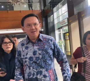 https://beritaadikara.com/ahok-hadiri-sidang-kasus-pertamina-beri-keterangan-terkait-tata-kelola-minyak-mentah/