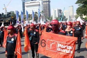 Gelombang Aksi Buruh Kepung Gedung DPR RI, Desak Pengesahan RUU Ketenagakerjaan