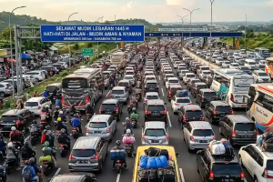 https://beritaadikara.com/polri-siapkan-rekayasa-lalu-lintas-untuk-antisipasi-lonjakan-arus-mudik-lebaran-2026/