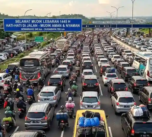https://beritaadikara.com/polri-siapkan-rekayasa-lalu-lintas-untuk-antisipasi-lonjakan-arus-mudik-lebaran-2026/