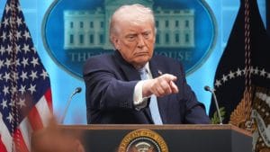 Trump Umumkan Gencatan Senjata Sementara dengan Iran, Dunia Soroti Ketegangan yang Belum Usai