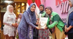 Peringati Hari Kartini 2026, DPRD Jatim Berikan Penghargaan kepada Perempuan Lintas Profesi