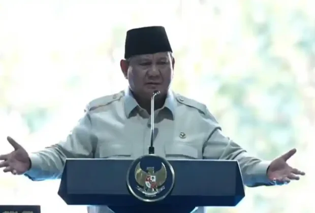 https://beritaadikara.com/statement-prabowo-orang-desa-tidak-pakai-dolar-picu-polemik-nasional-dan-guncang-sentimen-pasar/