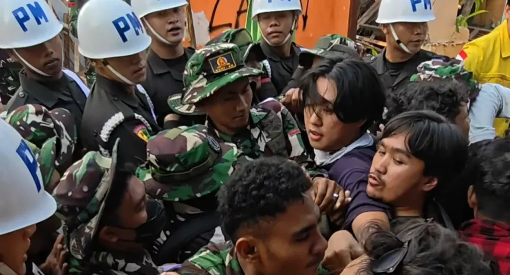https://beritaadikara.com/ketegangan-di-lenteng-agung-memanas-penggusuran-picu-konflik-warga-dan-aparat/
