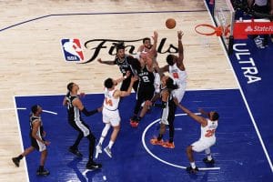 Knicks Cetak Sejarah: Comeback 29 Poin di Game 4 NBA Finals, Spurs Tak Berdaya di Detik Akhir