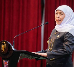 https://beritaadikara.com/khofifah-dorong-lahirnya-generasi-pintar-dan-berkarakter-lewat-pelantikan-65-kepala-sekolah/