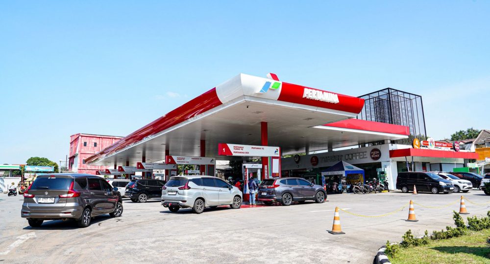 https://beritaadikara.com/harga-bbm-juni-2026-berubah-solar-nonsubsidi-turun-tajam-saat-pertamax-turbo-naik/