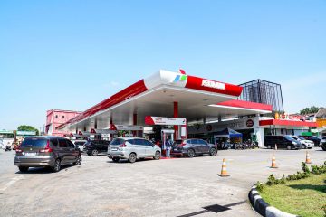 https://beritaadikara.com/harga-bbm-juni-2026-berubah-solar-nonsubsidi-turun-tajam-saat-pertamax-turbo-naik/