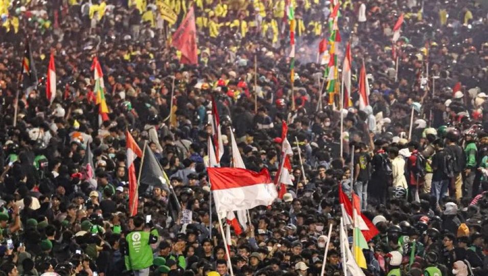https://beritaadikara.com/gelombang-aksi-mahasiswa-ui-di-jakarta-protes-bbm-dan-kebijakan-ekonomi/