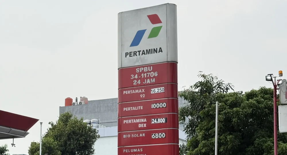 https://beritaadikara.com/pemerintah-tetapkan-harga-pertamax-menjadi-rp16-250-per-liter-pada-10-juni-2026/