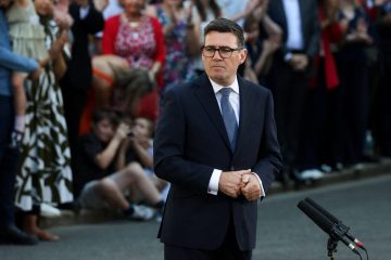 https://beritaadikara.com/andy-burnham-resmi-pimpin-inggris-raja-charles-iii-beri-mandat-bentuk-pemerintahan-baru/