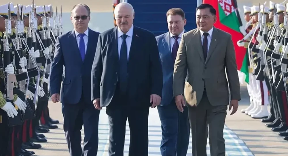 https://beritaadikara.com/presiden-belarus-kunjungi-presiden-prabowo-di-istana-perkuat-diplomatik-antar-negara/