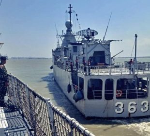 TNI AL Kerahkan Armada untuk Evakuasi Korban KM Mutiara Sentosa II
