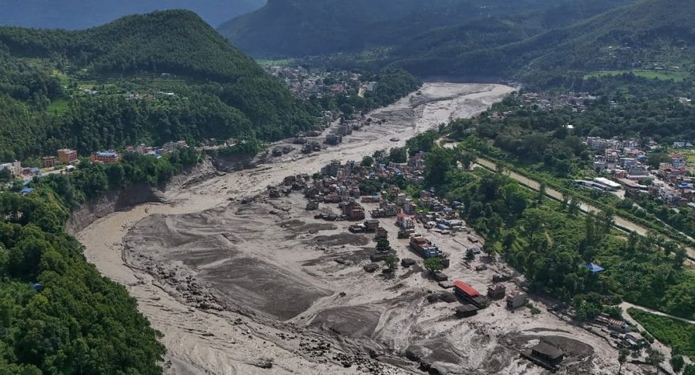 Banjir Bandang Dahsyat Terjang Nepal, Ratusan Tewas dan Lebih dari 1.000 Orang Masih Hilang