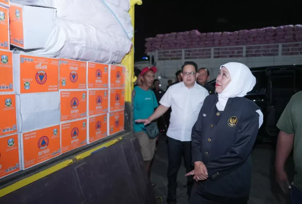 Pemprov Jatim Kerahkan 100 Ton Bantuan untuk Korban Gempa NTT, Wujud Solidaritas bagi Masyarakat Terdampak