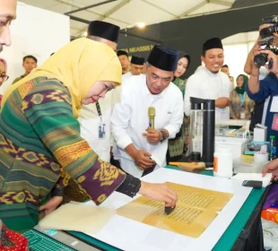 Pameran Turots Jadi Daya Tarik Muktamar ke-35 NU, Ribuan Naskah Kuno Dipamerkan